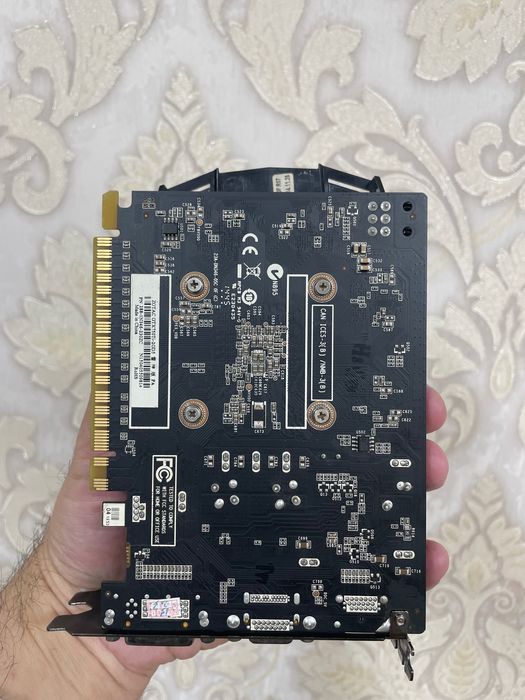 Видео карта GTX 650Ti boost, GTX 750Ti