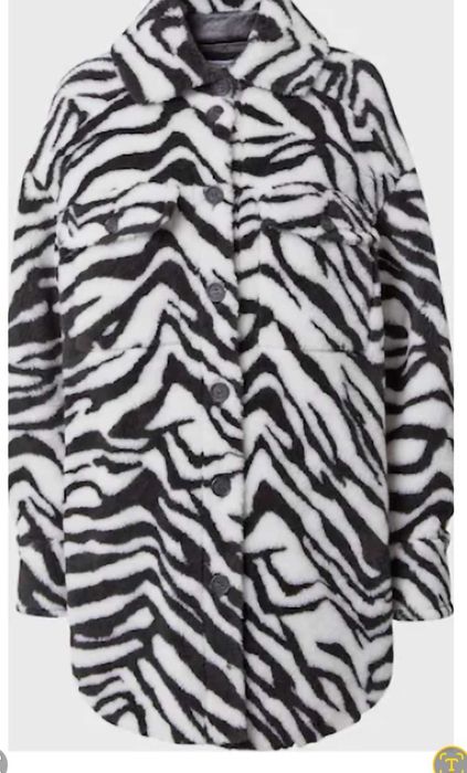 Преходно яке Patrizia Pepe