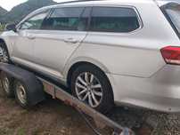 Paravânturii fata vw Passat b8