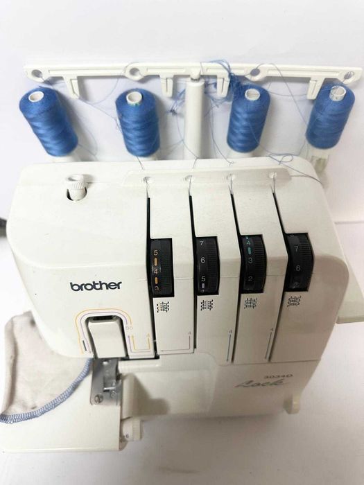 Masina de cusut- surfilat lock, marca Brother
