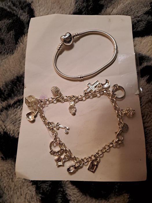 Vand 2 bratari pandora