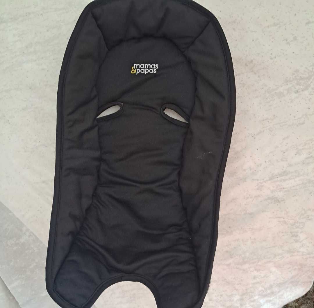 Бебешки кош за кола на Cybex Mamas & Papas