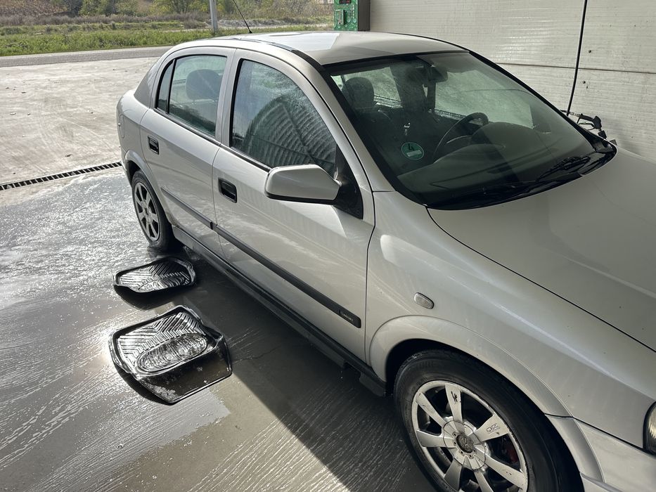 Opel astra g 1.6 benzi