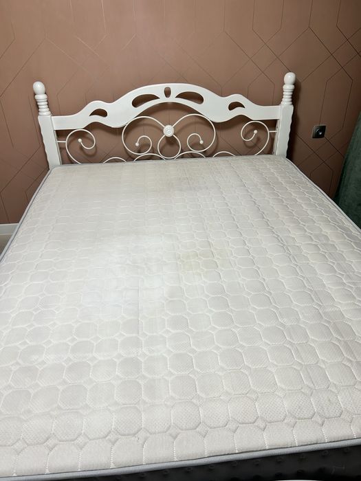 Продается двухспальняя кровать! 160*200