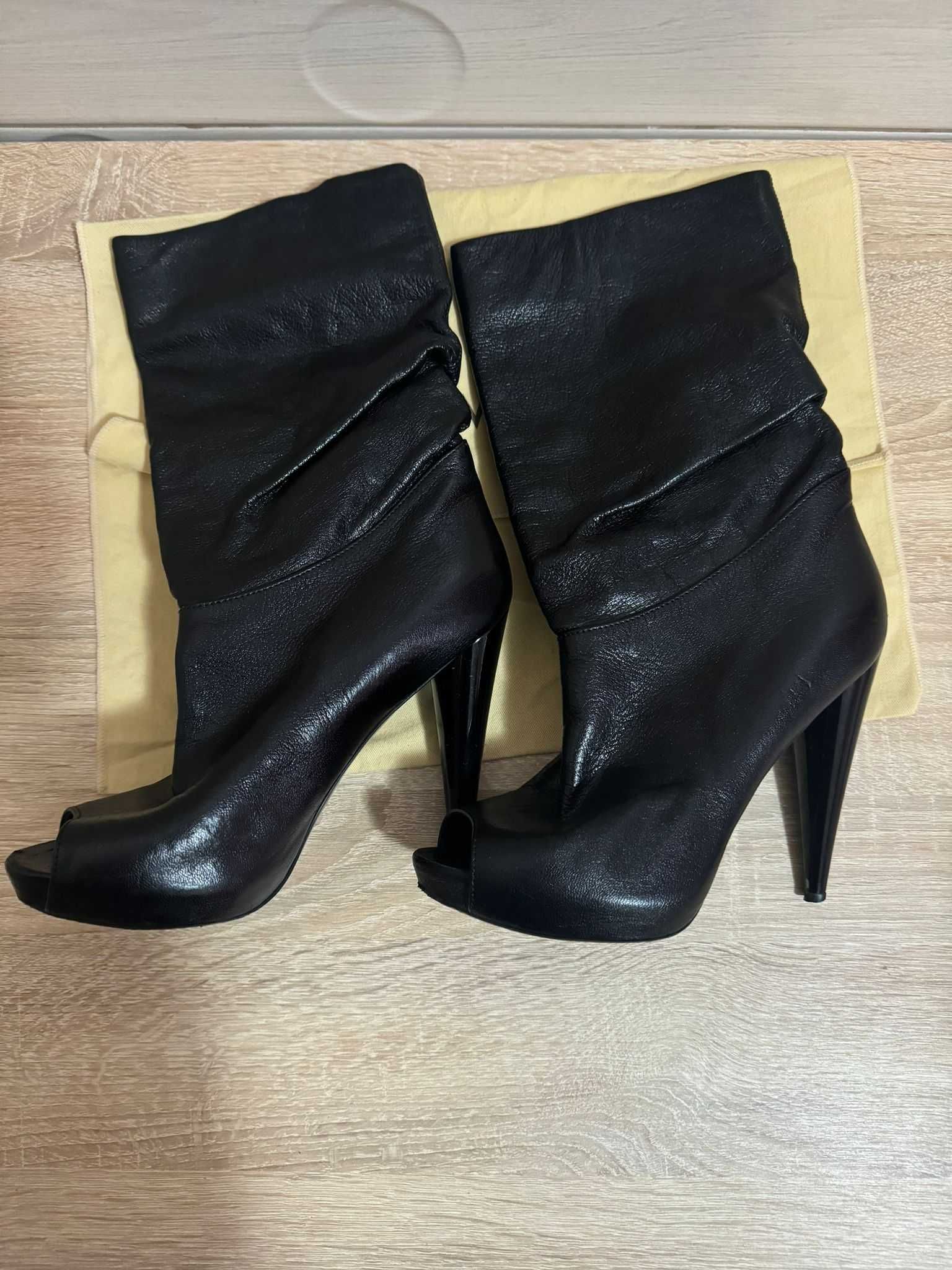 Alexander McQueen Cizme