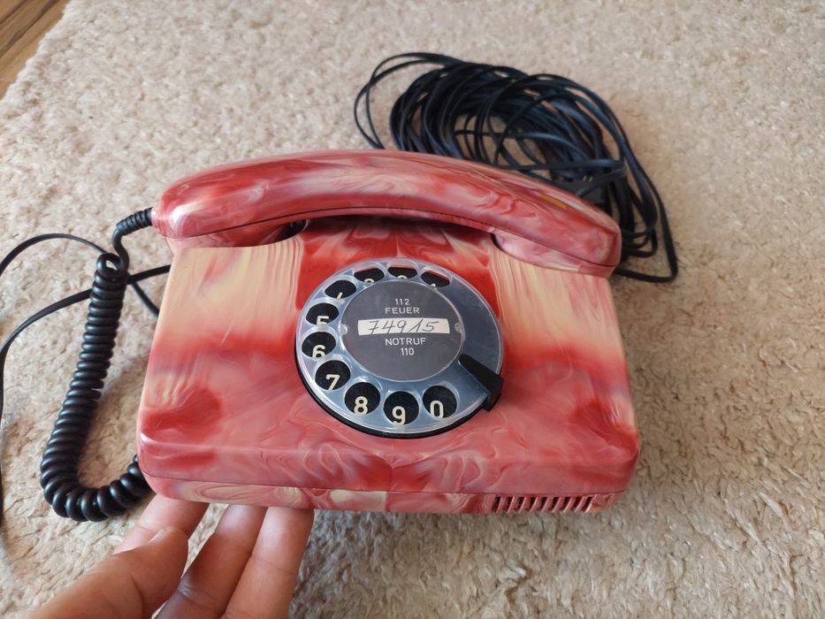 Telefon fix cu disc ,stare super ,culoare deosebita
