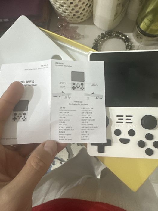 Game console йенгиде хали ишлатилмаган шундо