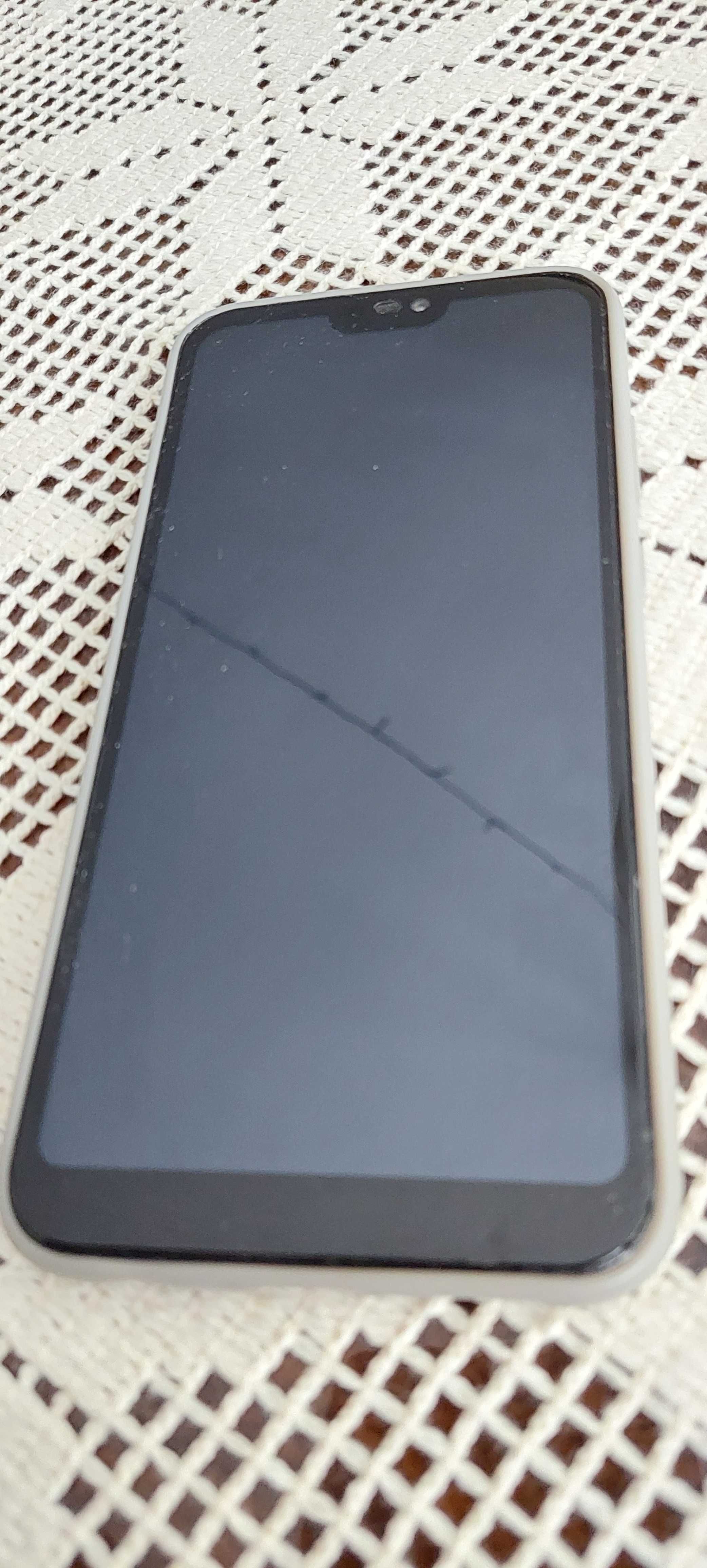 Смарт телефон Huawei P20 Lite