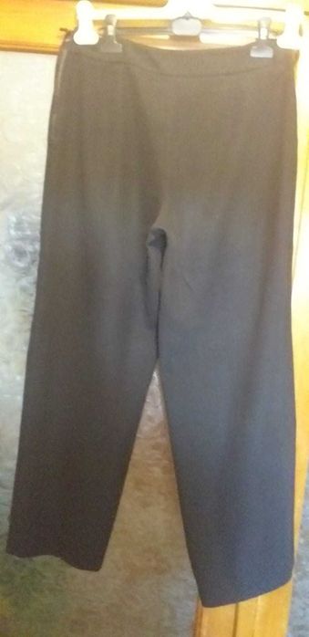 Pantaloni dama, evazati