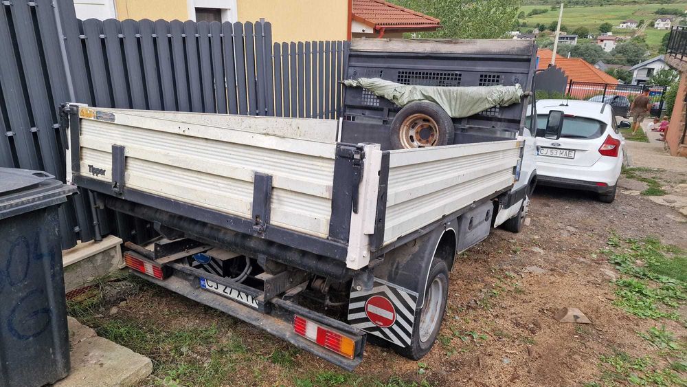 Iveco Daily basculabil 3 parti