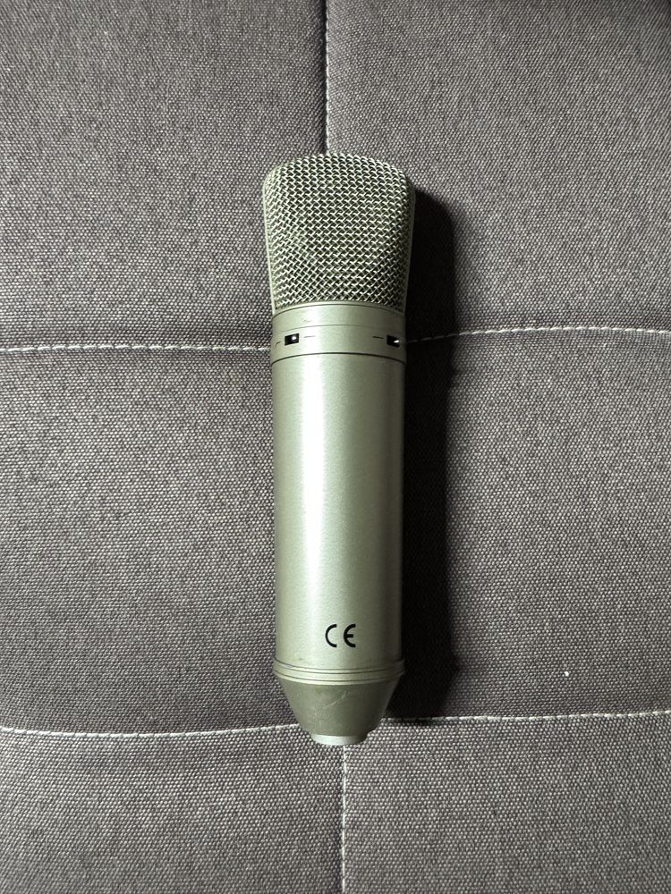Behringer B2 Pro микрофон