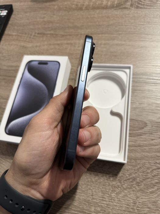 Iphone 15 Pro Midnight Blue