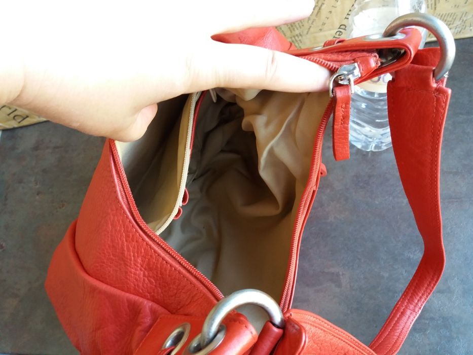 дамска чанта червена чанта с една дръжка- естествена кожа