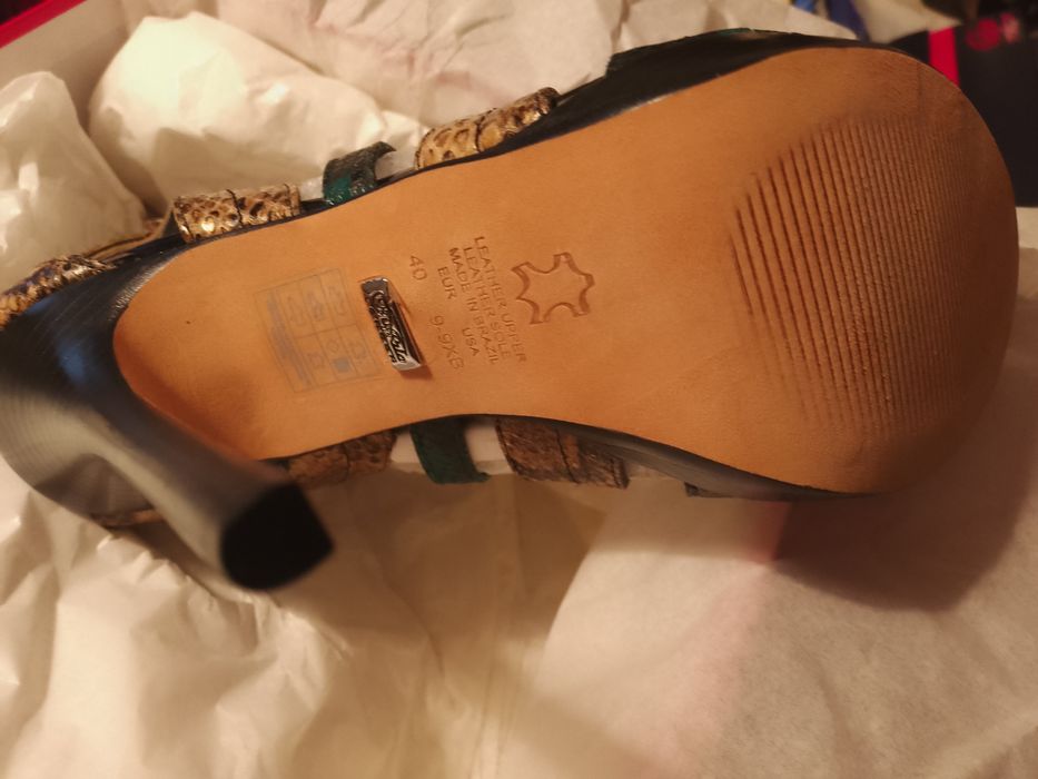 Sandale deosebite ,piele de șarpe