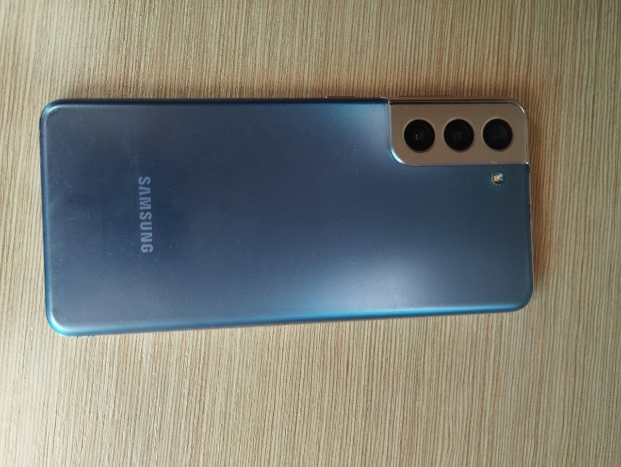 Telefon sotiladi