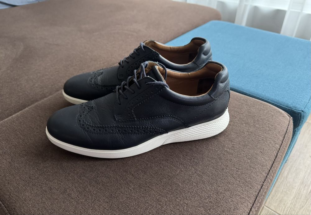 Елегантни мъжки обувки Massimo Dutti от естествена кожа