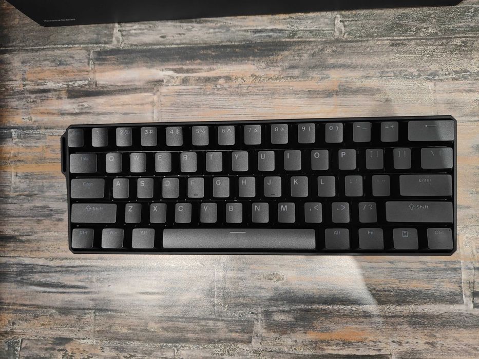 Tastatura Wireless MonsGeek FUN60 Ultra Magnetica 8k TMR NOUA Garantie