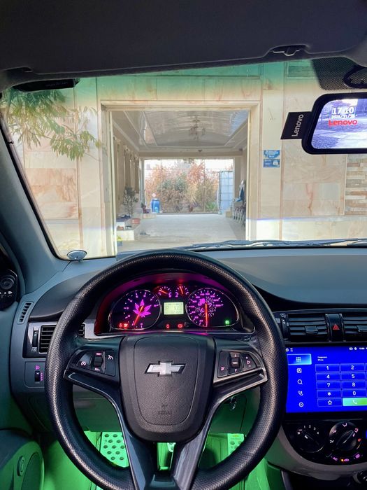 Jentra 3-pozitsiya Elegant plus Full navarod sotiladi. Obmen ham bor