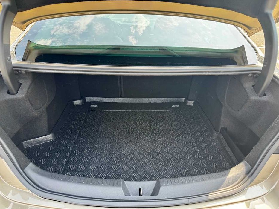 Renault Megane 4 Sedan 1.5 DCI Automata