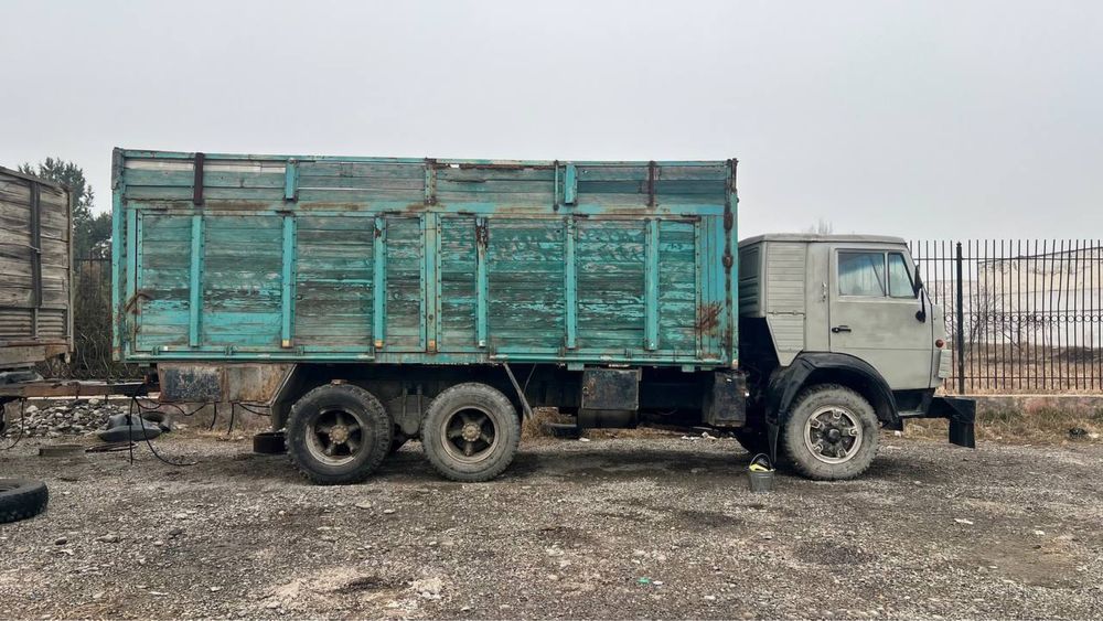 КАМАЗ 5320 сотилади.
