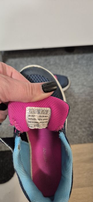 Adidasi skethers fete 28