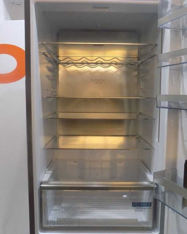 Хладилник SIEMENS KG49NAIBT iQ500 код 4117