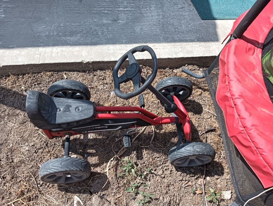 Kart cu pedale copii
