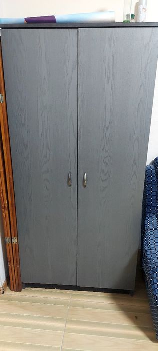 Продам   шкафчики