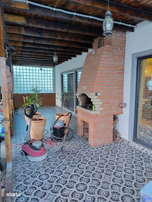 Casa la sol Valu lui traian mobilata utilata lux