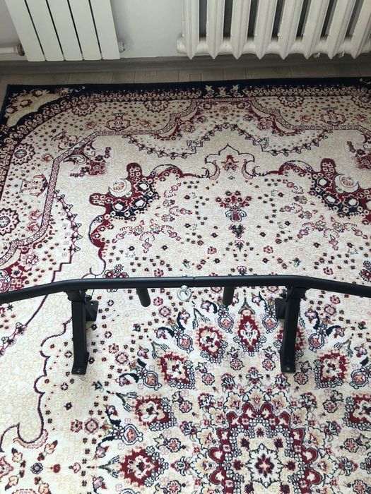 Продам турник,почти не пользовались