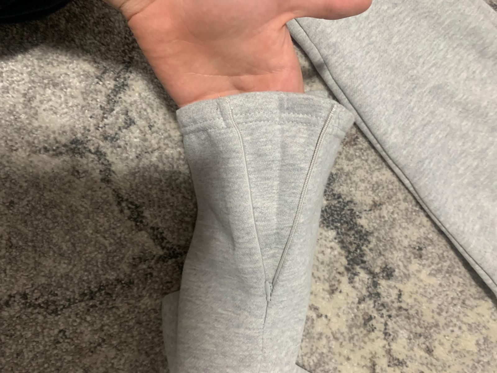 Pantaloni syna world