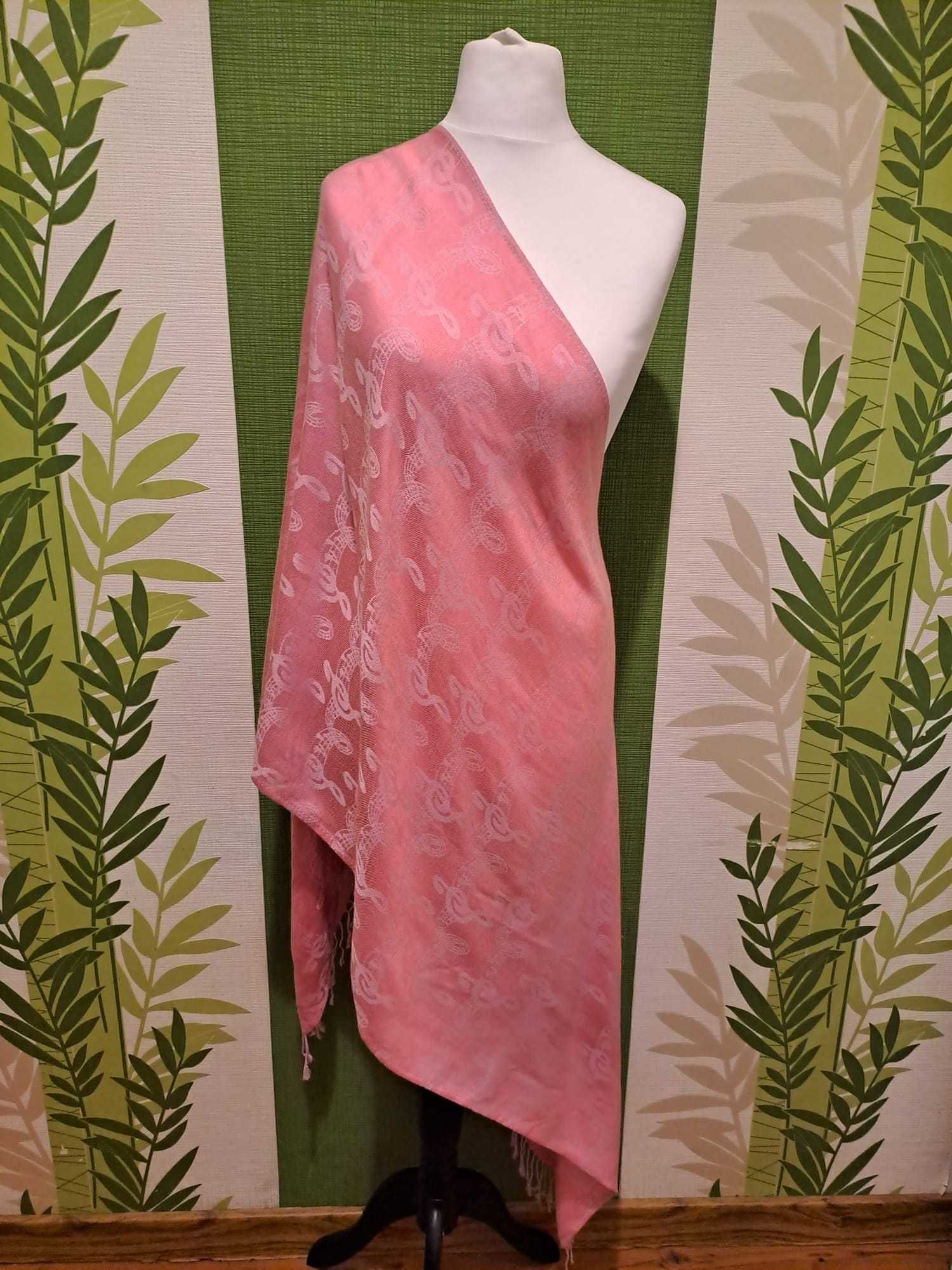 Eșarfă cu franjuri 90% cașmir 10% mătase 180x67 cm Cashmere
