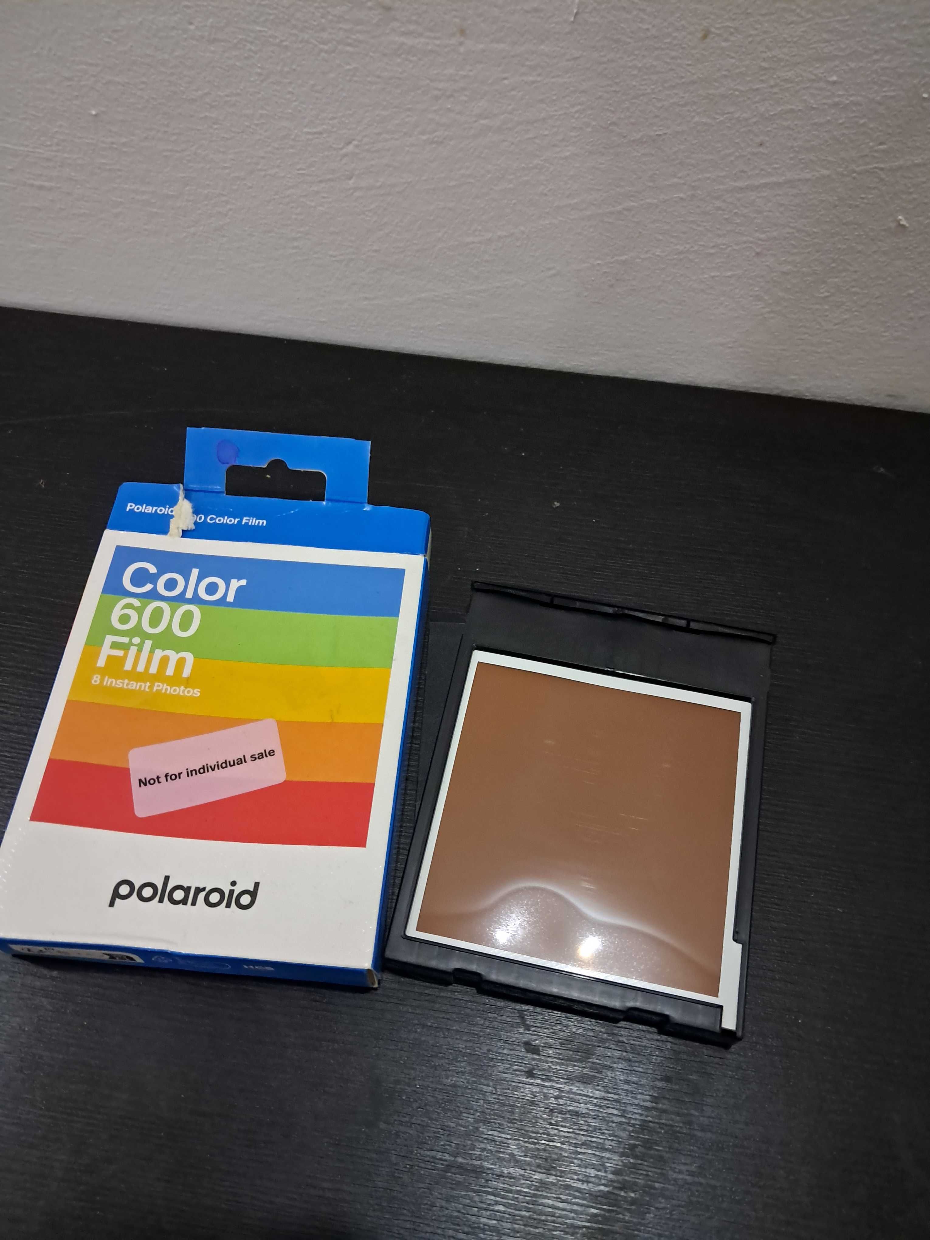 Film color pentru Polaroid 600