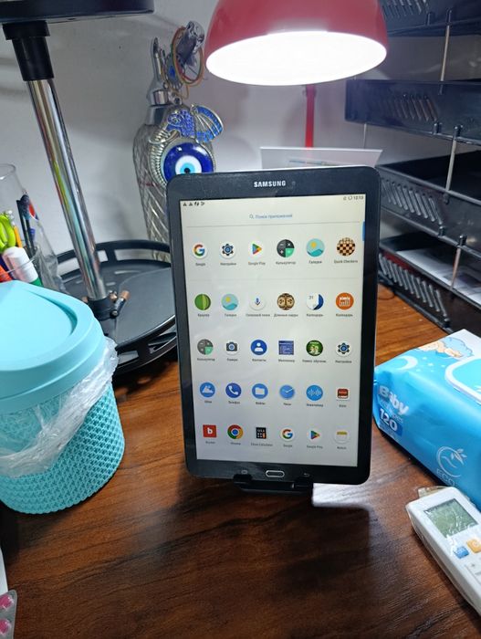 Продам планшет Samsungs Tab E