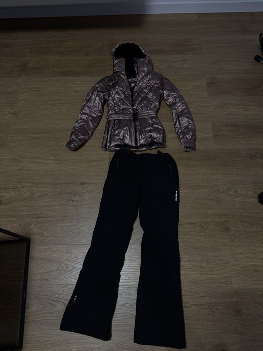 Echipament ski jacheta oysho + pantaloni