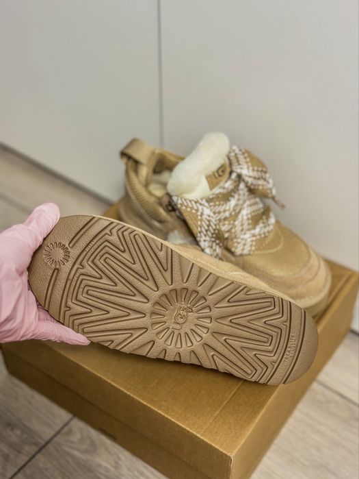UGG Lowmel Sand - Toate Marimile Premium