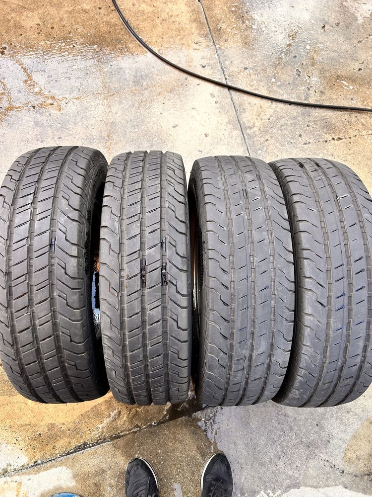 215/75R/16C Continental