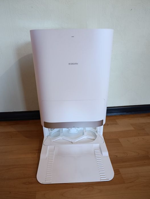 Робот моющий пылесос