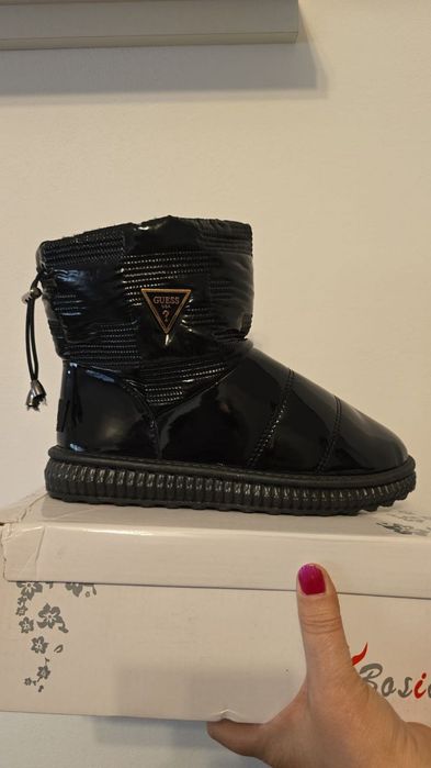 Ugg damă diferite modele