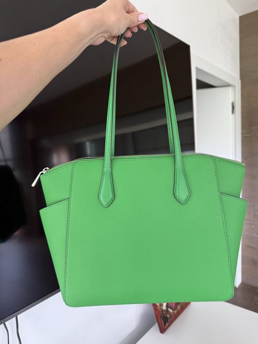 Michael Kors оригинална нова зелена чанта естествена кожа