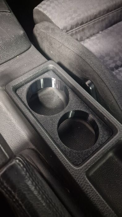 Cupholder/поставка за чаша за E36