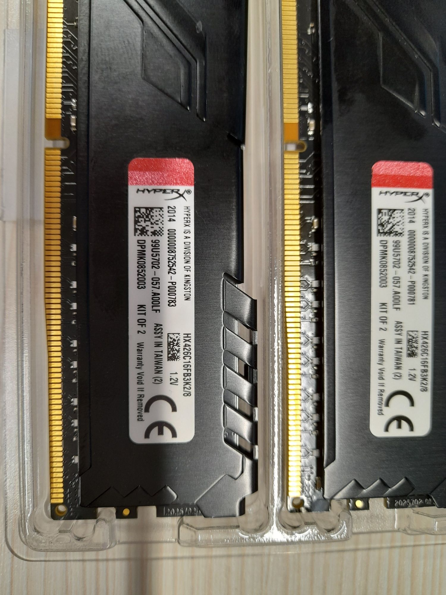 Vand kit Memorie Kingston DDR4 8GB (2 x 4GB) K2 2666 KF426C16BBK2/8