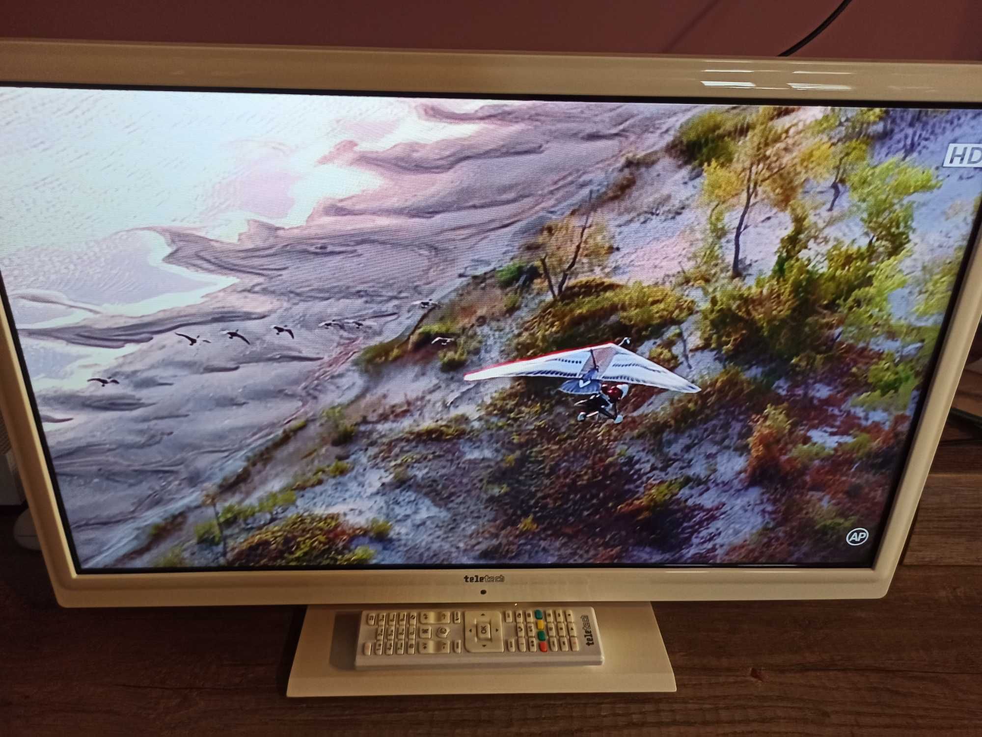Televizor / Monitor Teletech 60 cm alb