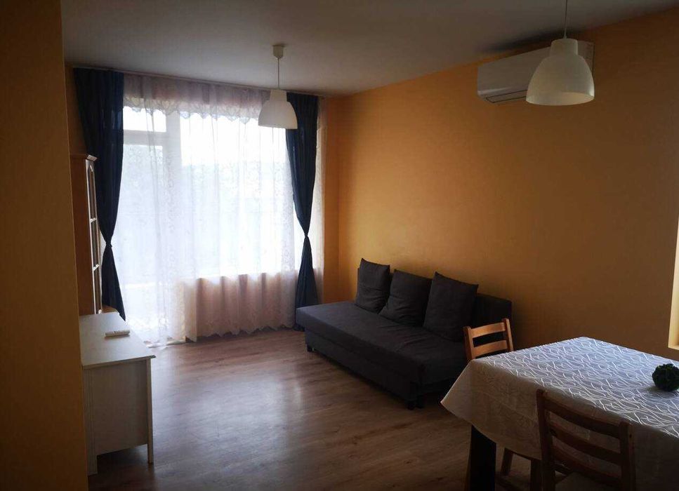 Дава се под наем Двустаен апартамент в Бургас, Меден рудник - зона А - 65 кв.м за 102 € - Снимка #1