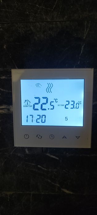 Програмируеми стаен терморегулатор