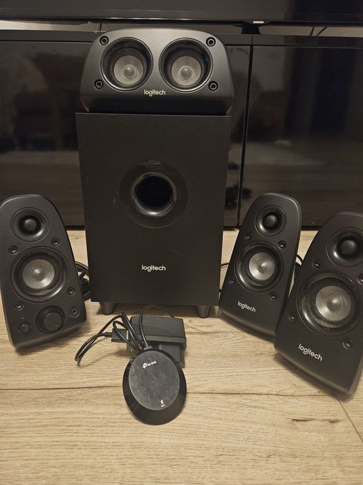 Vand boxe logitech z506