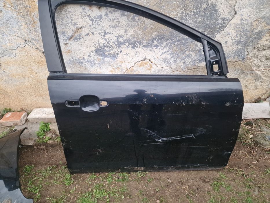 Usa fata dreapta focus 2 facelift