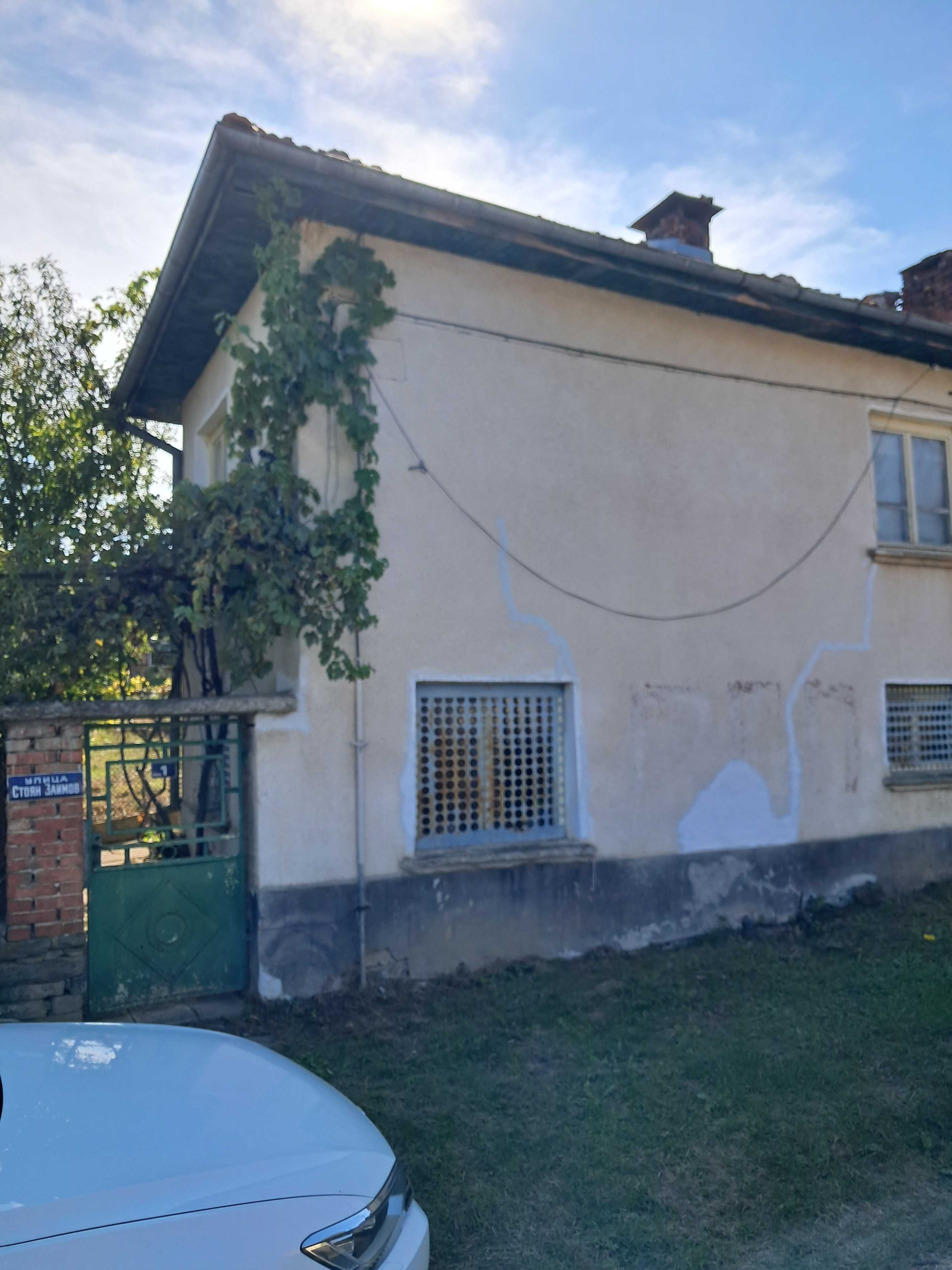 Къща в Село Малиново на 18км от гр.Севлиево