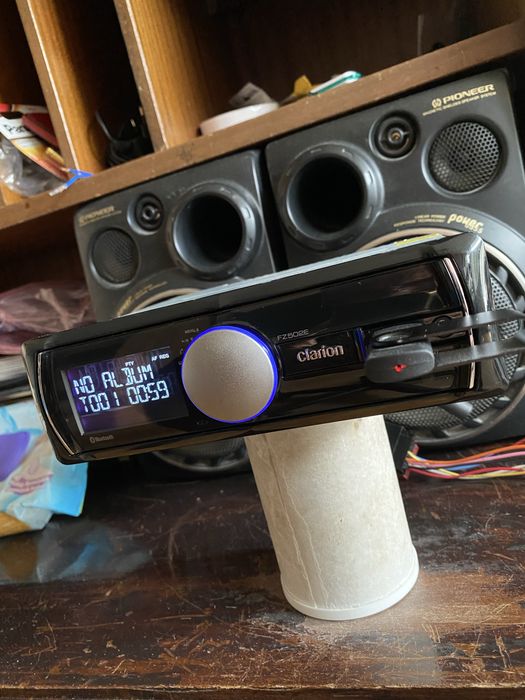 CLARION FZ502E - УНИКАТ - BLUETOOTH, USB, Радио плеър за кола сд cd