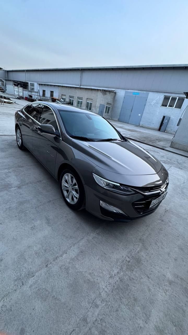 Malibu primer 2021 yil 31.000 km yurigan